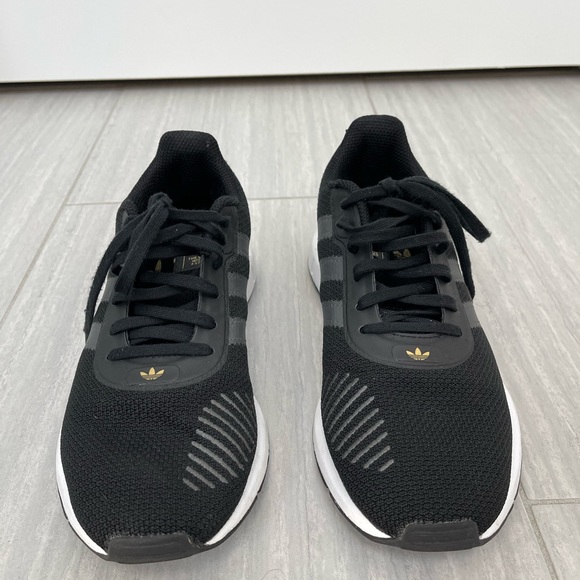 adidas Shoes - Women’s Adidas gym shoes